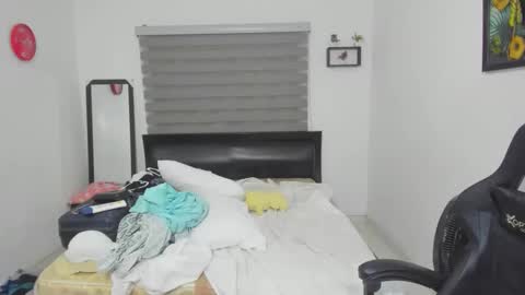 Ethan  online show from October 25, 2025, 12:07 am