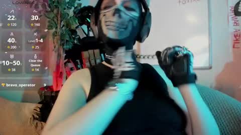 cos_operator online show from November 4, 2025, 7:35 pm