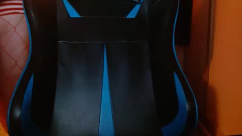 Snapshot of cosmicjones88 chatting on January 11, 2025, 8:43 am cosmicjones88 online show from January 11, 2025, 8:43 am