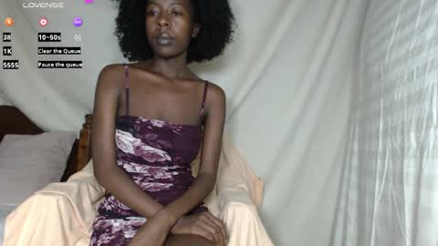 Snapshot of cotton_puff chatting on November 27, 2025, 12:07 pm sweet flowers online show from November 27, 2025, 12:07 pm