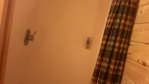 Snapshot of country_dixon chatting on September 16, 2025, 3:46 pm country dixon online show from September 16, 2025, 3:46 pm