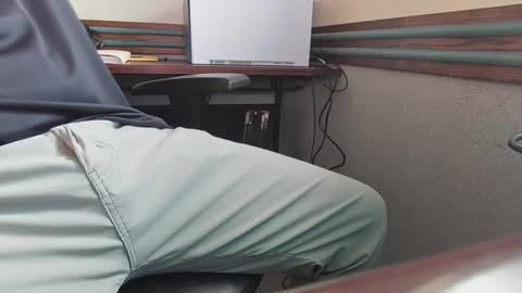 Snapshot of countryboy_10 chatting on February 5, 2025, 1:54 pm CountryBoy 10 online show from February 5, 2025, 1:54 pm