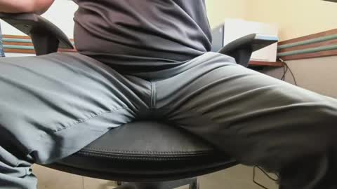 Snapshot of countryboy_10 chatting on February 20, 2025, 1:40 pm CountryBoy 10 online show from February 20, 2025, 1:40 pm