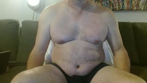 Snapshot of countryboy_10 chatting on March 9, 2025, 1:04 pm CountryBoy 10 online show from March 9, 2025, 1:04 pm