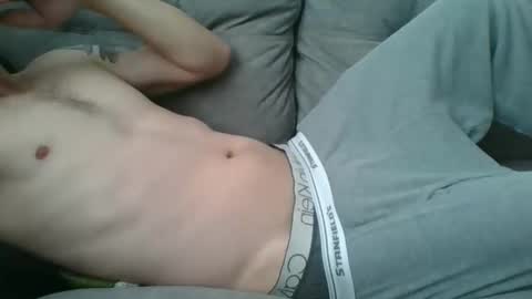 Kylenaughtybi89 online show from December 2, 2025, 3:07 pm