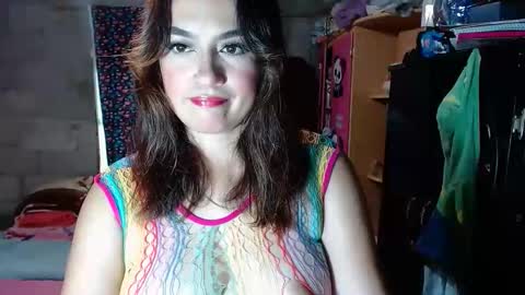 Snapshot of couple_fantasy30 chatting on October 22, 2025, 8:19 pm Nikol y  tomy online show from October 22, 2025, 8:19 pm