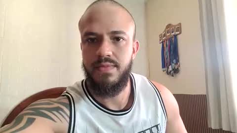 Snapshot of couplehot1515 chatting on October 26, 2025, 2:34 pm couplehot1515 online show from October 26, 2025, 2:34 pm