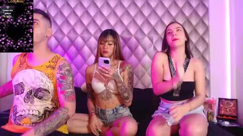 Snapshot of couplelatin17xxx chatting on February 24, 2026, 3:10 pm Couplelatin online show from February 24, 2026, 3:10 pm