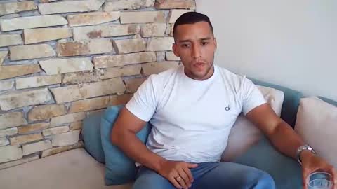 Snapshot of couplelovecolombia123 chatting on September 13, 2025, 9:03 pm COUPLELOVE online show from September 13, 2025, 9:03 pm