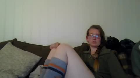 Snapshot of couples90s chatting on September 18, 2025, 6:43 pm norwegian couple online show from September 18, 2025, 6:43 pm