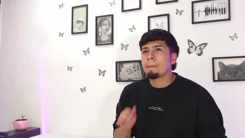 Juli and Liam online show from December 27, 2024, 8:45 am