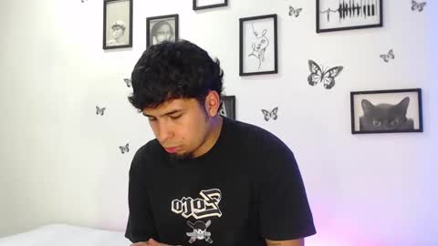 Juli and Liam online show from January 4, 2025, 4:44 am