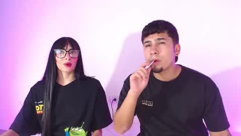 Juli and Liam online show from October 26, 2025, 5:13 am