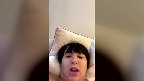 Snapshot of courtney81623723 chatting on March 17, 2026, 5:05 pm courtney81623723 online show from March 17, 2026, 5:05 pm