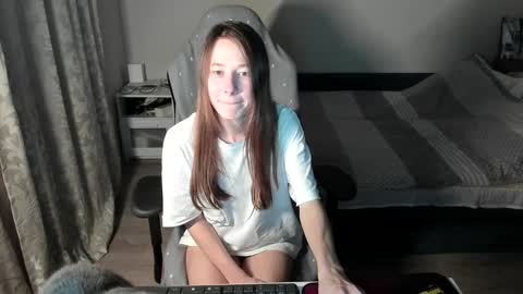 Im Courtney Nice to meet youFollow meInstagram courtneyluv778 online show from February 1, 2025, 3:18 pm