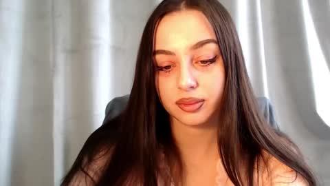 Snapshot of courtney_lux chatting on January 14, 2026, 10:43 am Courtney online show from January 14, 2026, 10:43 am