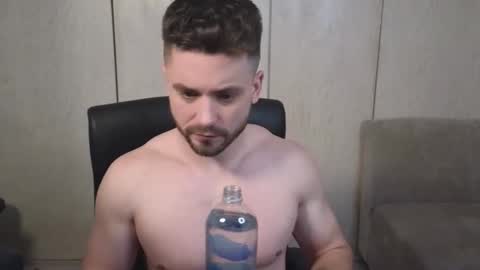 Snapshot of cowboylean chatting on November 30, 2025, 4:38 am cbl online show from November 30, 2025, 4:38 am