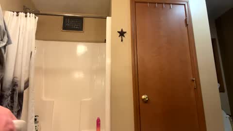 Snapshot of cowboystud77 chatting on March 5, 2025, 5:07 am cowboystud77 online show from March 5, 2025, 5:07 am