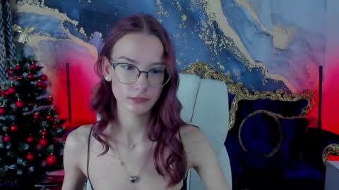 cozymell online show from January 4, 2025, 2:04 pm