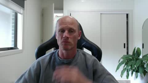 cptduckpants online show from November 7, 2025, 2:33 am