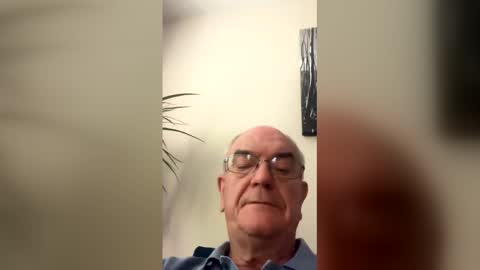cravena2353 online show from June 2, 2026, 2:19 pm