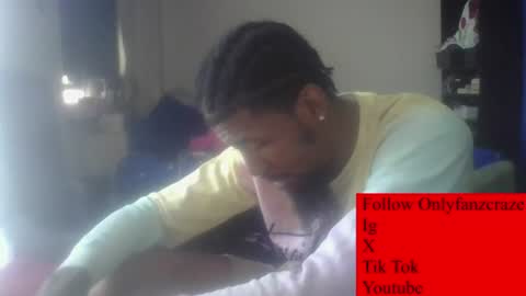 Snapshot of craze320084 chatting on June 8, 2026, 6:52 pm craze320084 online show from June 8, 2026, 6:52 pm