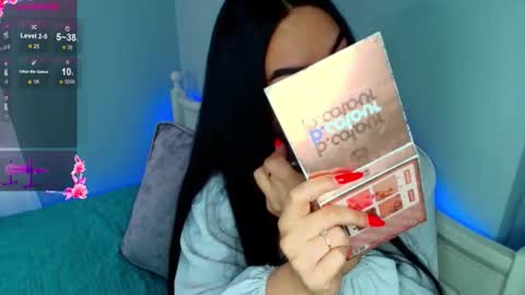 Snapshot of crazy__berry chatting on January 17, 2026, 9:58 am Eva online show from January 17, 2026, 9:58 am