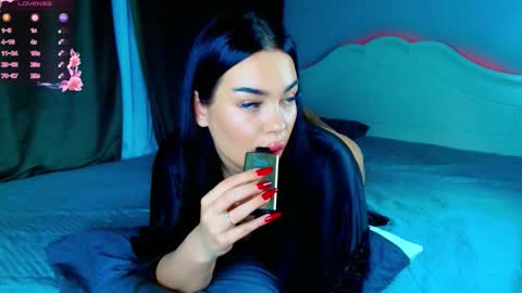 Snapshot of crazy__berry chatting on February 15, 2026, 4:47 pm Eva online show from February 15, 2026, 4:47 pm