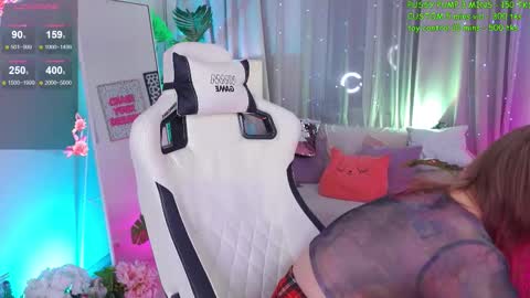 Sonya online show from October 24, 2025, 10:17 pm