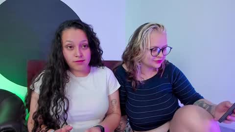 Lexie  Rose  online show from December 2, 2024, 3:25 pm