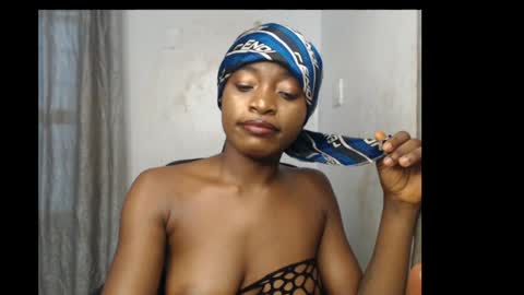 Snapshot of crazy_girl6 chatting on May 21, 2026, 7:04 am Crazy girl6 online show from May 21, 2026, 7:04 am
