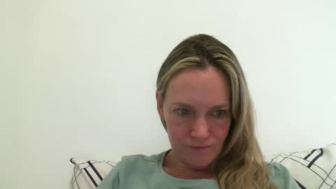 Snapshot of crazyanny chatting on December 29, 2024, 9:09 pm Anny online show from December 29, 2024, 9:09 pm