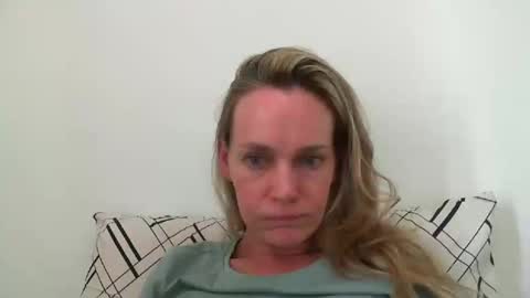 Snapshot of crazyanny chatting on January 3, 2025, 5:10 pm Anny online show from January 3, 2025, 5:10 pm