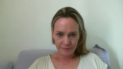 Snapshot of crazyanny chatting on January 18, 2025, 2:23 pm Anny online show from January 18, 2025, 2:23 pm