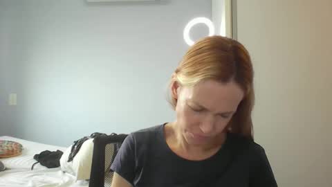 Anny online show from March 27, 2026, 10:48 am