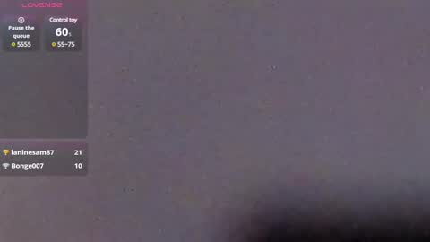 Snapshot of crazybeef__ chatting on January 10, 2025, 3:58 pm Caro Andrew online show from January 10, 2025, 3:58 pm