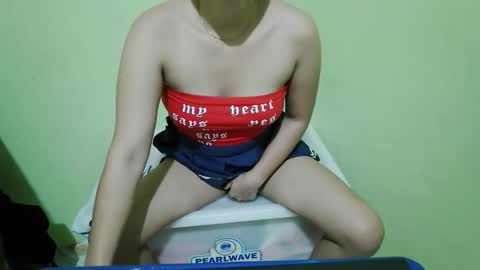 crazychicks4u online show from November 26, 2025, 4:19 pm