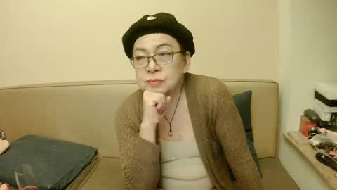 Snapshot of crazychika chatting on March 3, 2025, 8:54 pm Kelly online show from March 3, 2025, 8:54 pm