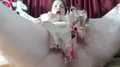 LAURA online show from January 18, 2025, 11:44 pm