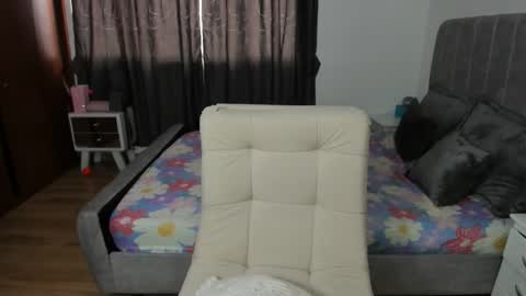 LAURA online show from February 15, 2026, 8:16 pm