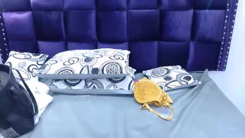 Snapshot of crazyonme chatting on October 27, 2025, 8:13 pm diosalinda online show from October 27, 2025, 8:13 pm