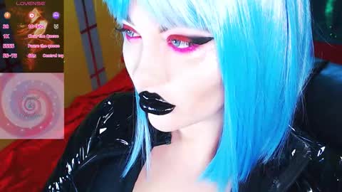 Snapshot of crazypinkyball chatting on January 11, 2026, 10:53 am Roxy online show from January 11, 2026, 10:53 am