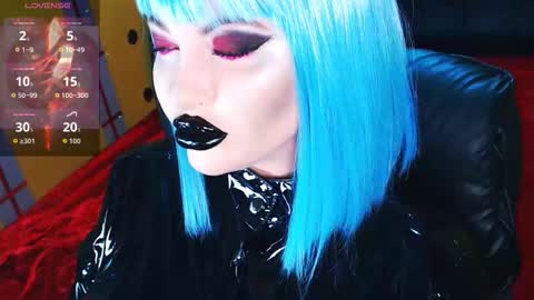 Snapshot of crazypinkyball chatting on March 8, 2026, 2:54 pm Roxy online show from March 8, 2026, 2:54 pm