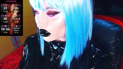 Snapshot of crazypinkyball chatting on March 11, 2026, 2:56 pm Roxy online show from March 11, 2026, 2:56 pm