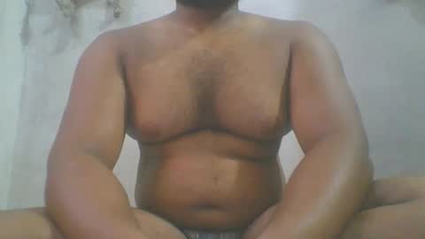 crazzy_booy online show from May 17, 2026, 2:53 am