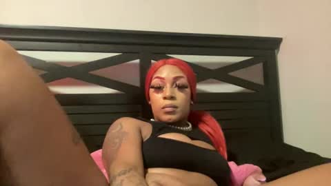 Snapshot of creame_sensation chatting on December 17, 2024, 11:27 pm PHANTOMTARGARYENXXX online show from December 17, 2024, 11:27 pm