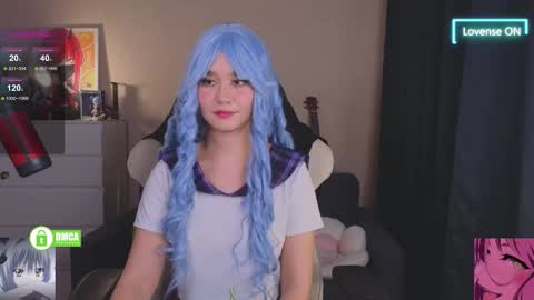 Snapshot of creammeow chatting on February 12, 2026, 3:56 am Alina online show from February 12, 2026, 3:56 am