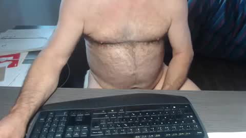 Snapshot of creamormilk chatting on September 24, 2025, 1:36 pm Creamormilk online show from September 24, 2025, 1:36 pm