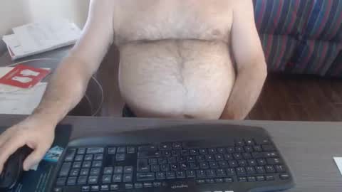 Creamormilk online show from November 8, 2025, 3:34 pm