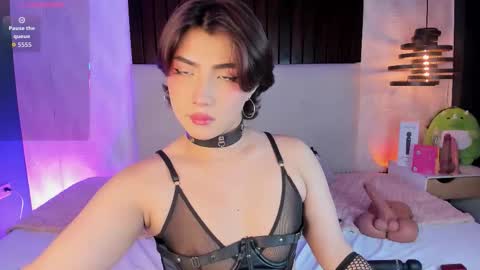 creamy_angelo online show from February 15, 2026, 1:09 pm